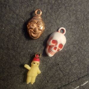 Vintage Cracker Jack Charms